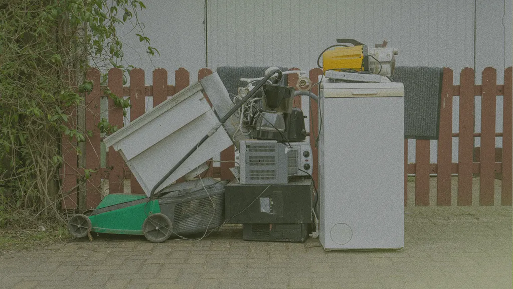 electronics garbage on the curb